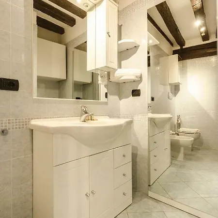 公寓 Galluzzi Suite, In The Heart Of The City *
